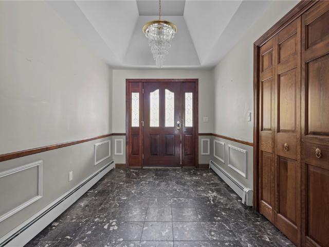 House for sale in Lincoln, Rhode Island