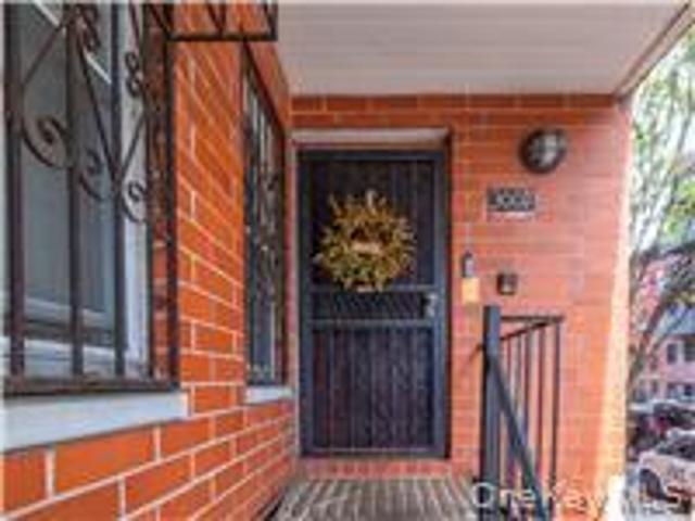Condo for sale in Arverne, New York