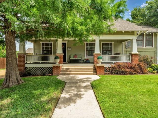 House for sale in Grapevine, Texas