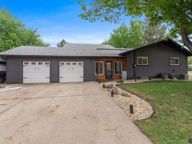 House for sale in Tea, South Dakota