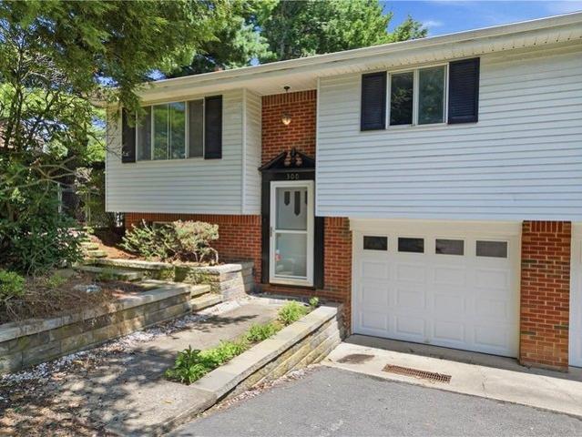 House for sale in Cheswick, Pennsylvania