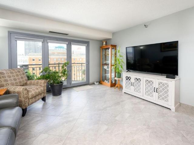 Condo for sale in Des Moines, Iowa