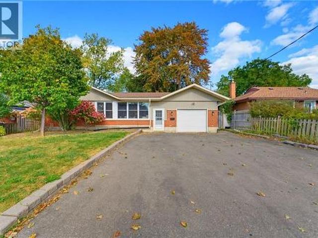 Property for sale in Forest Hills, Kitchener