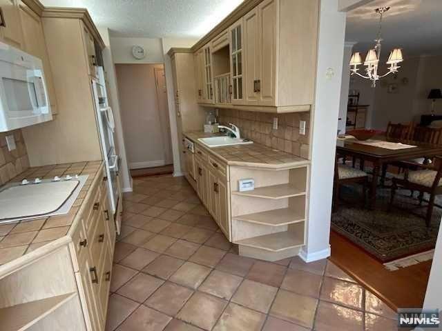 Condo for sale in Cliffside Park, New Jersey