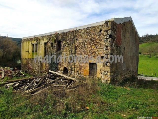 Casa Rural en venta en La Riba, Rasines