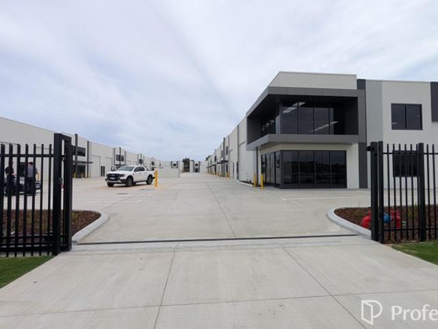 Warehouse for rent in Malaga, Western Australia