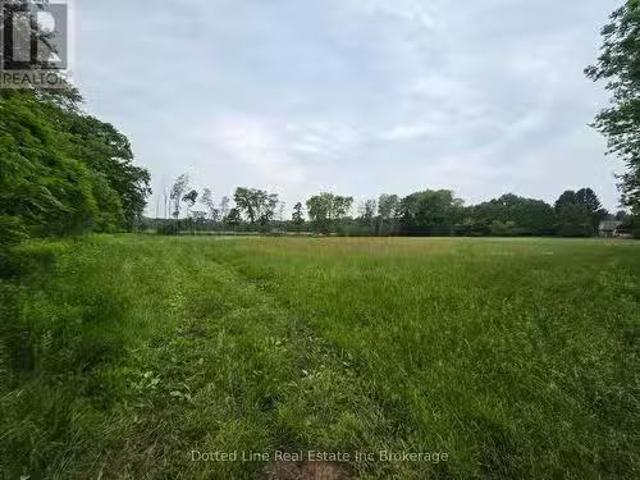 House for sale in Chatham–kent, Ontario