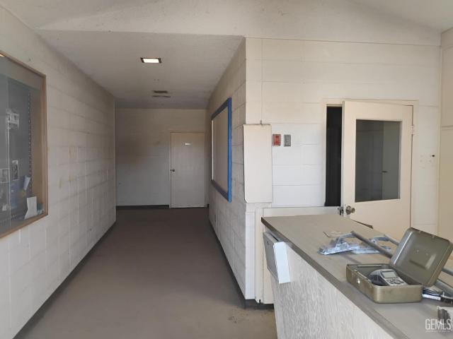 Commercial for sale in Shafter, Kern County