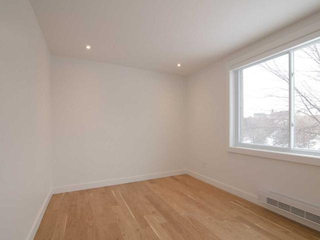 Apartment for rent in St. Leonard's, Quebec