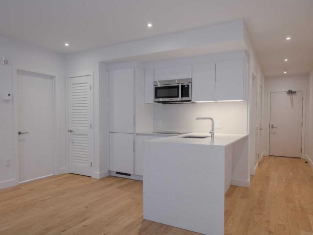 Apartment for rent in St. Leonard's, Quebec