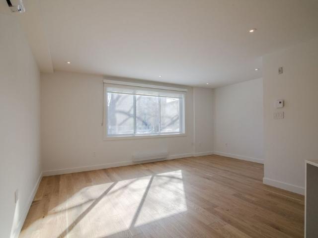 Apartment for rent in St. Leonard's, Quebec