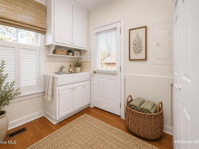 House for sale in Oriental, North Carolina
