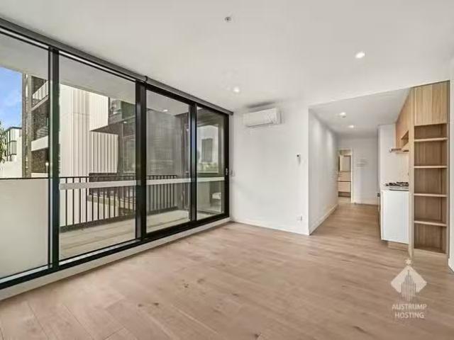 Apartment for rent in Box Hill