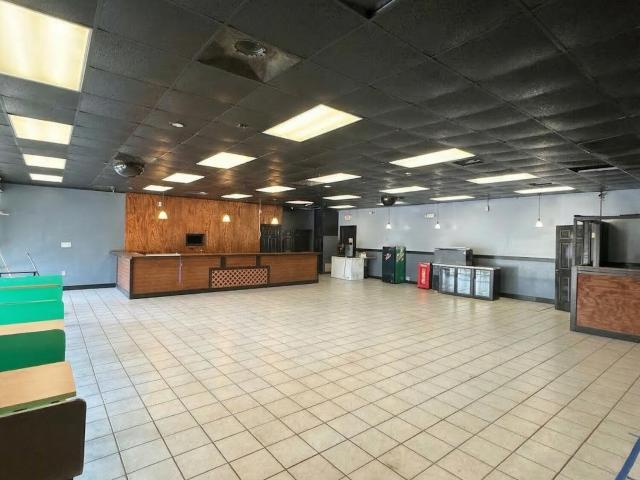 Commercial for sale in Pascagoula, Mississippi