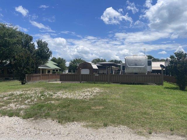 Land for sale in Navarro, Texas