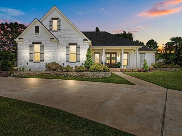 House for sale in Harrison, Texas