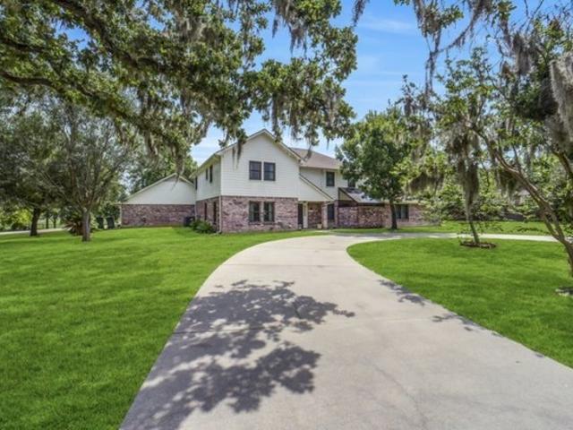 Farm for sale in Sealy, Texas