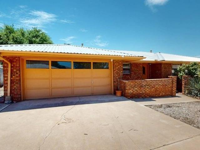 House for sale in Alamogordo, New Mexico