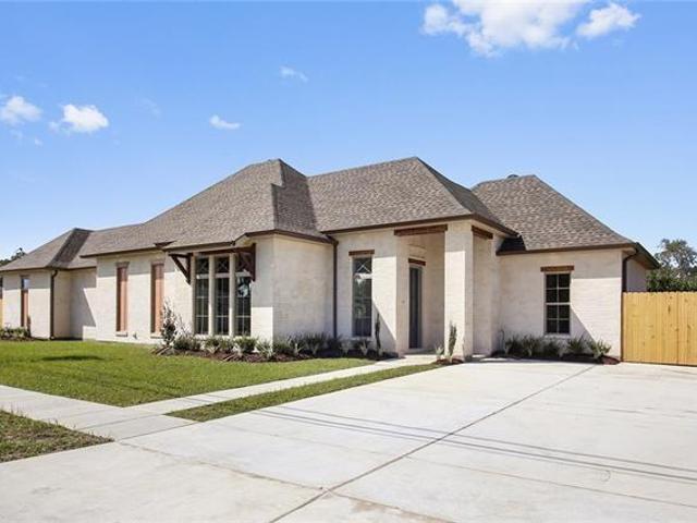 House for sale in Chalmette, Louisiana