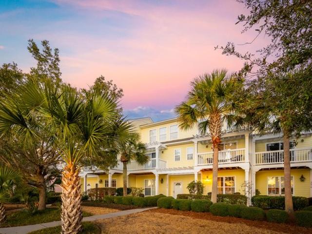 Townhouse for sale in Charleston, South Carolina