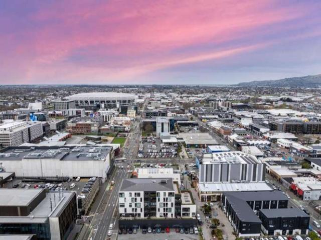 Apartment for sale in Heathcote, Canterbury