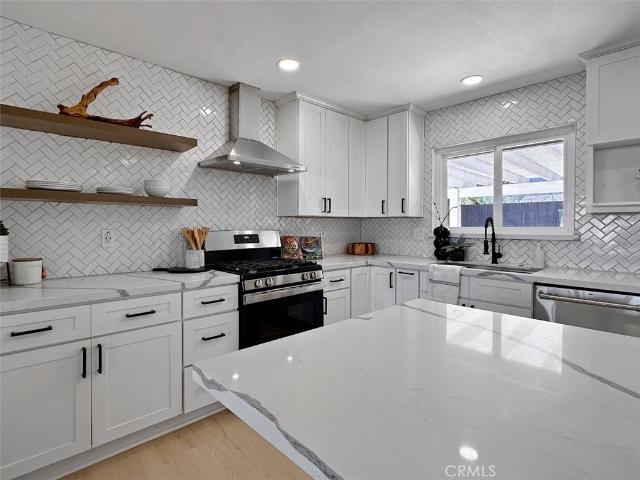 House for sale in Nuevo, California