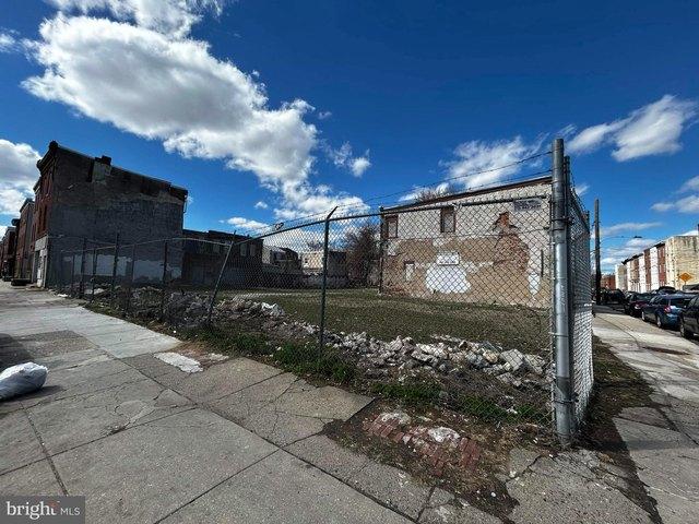 Land for sale in Philadelphia, Pennsylvania