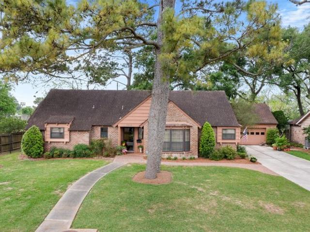 House for sale in Dickinson, Texas