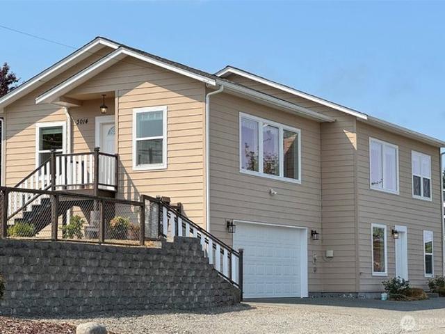 House for sale in Port Angeles, Washington