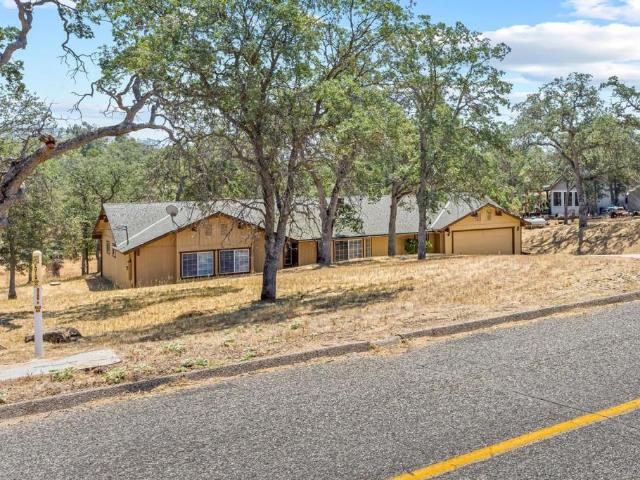 House for sale in Coarsegold, Madera County