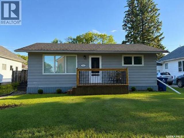 House for sale in Rosthern, Saskatchewan