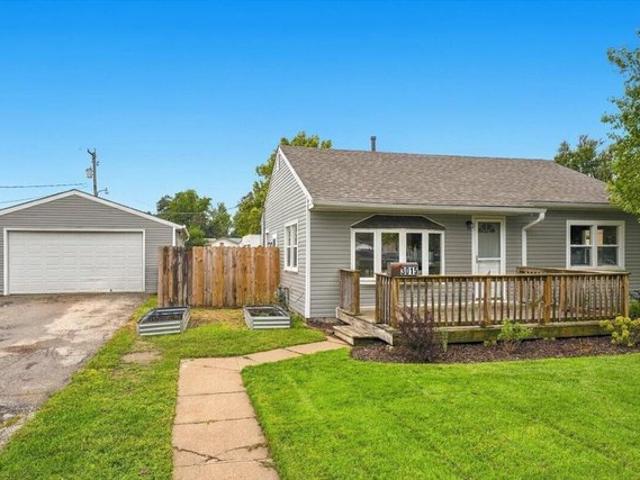 House for sale in Council Bluffs, Pottawattamie County