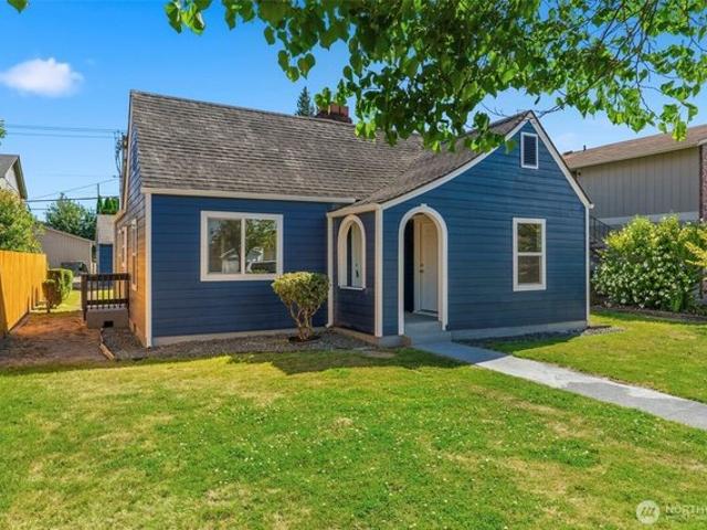 House for sale in Longview, Washington