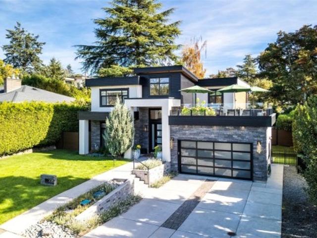 House for sale in Oak Bay, Capital Regional District