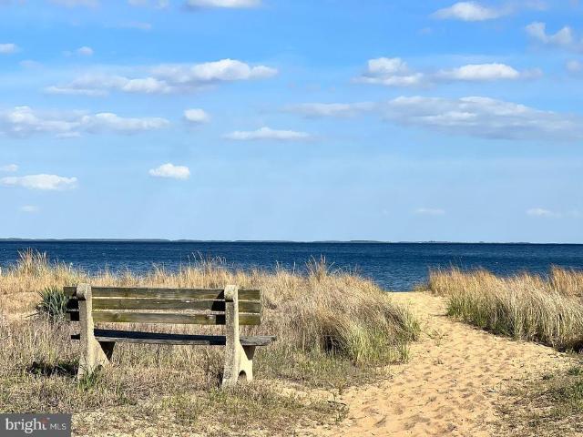 House for sale in Lusby, Maryland