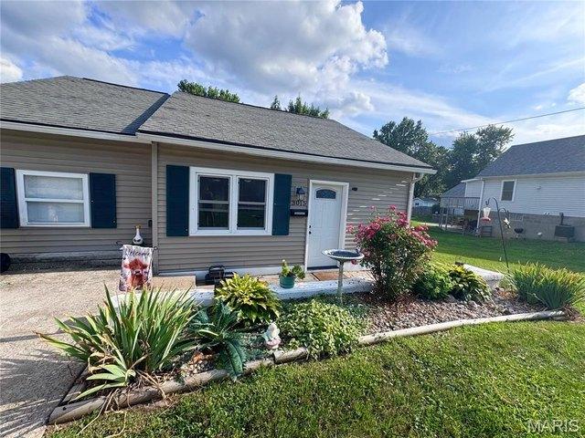 House for sale in Hannibal, Missouri