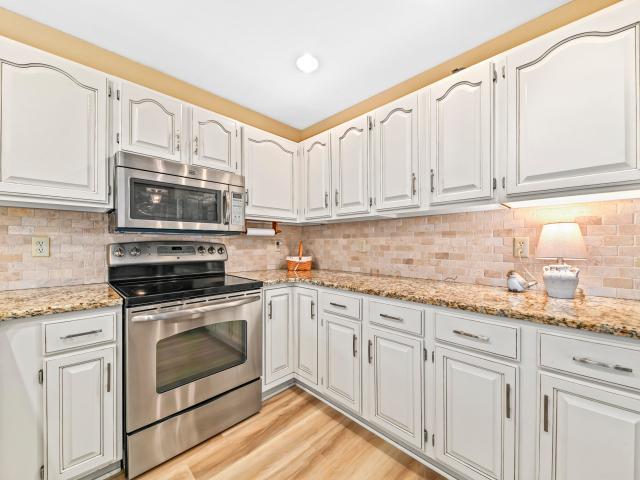 Condo for sale in Brookfield, Wisconsin