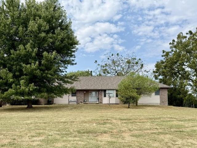 House for sale in Mountain Grove, Wright County