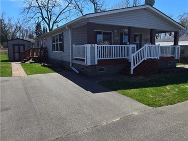 House for sale in Lindstrom, Minnesota