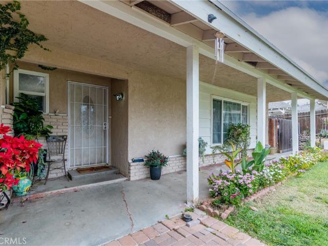 House for sale in Nuevo, California