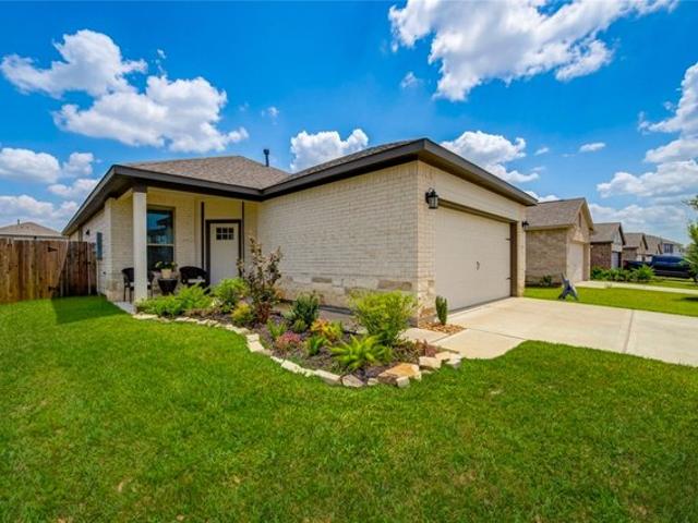 House for sale in Brookshire, Texas