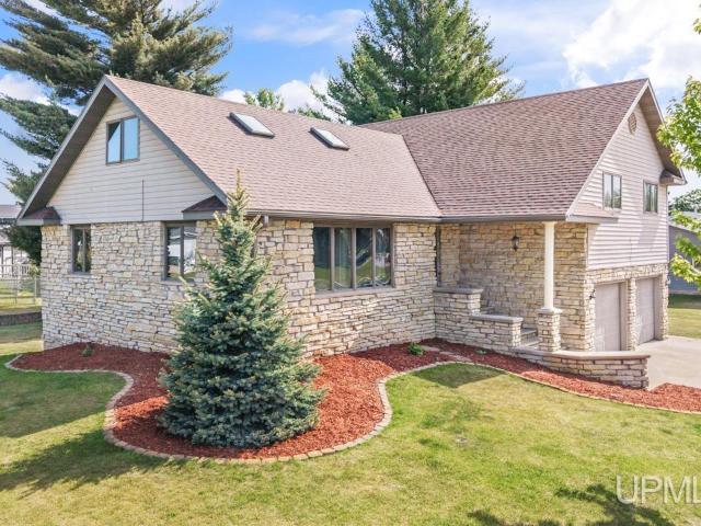 House for sale in Escanaba, Michigan