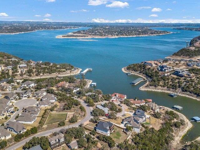 House for sale in Spicewood, Texas