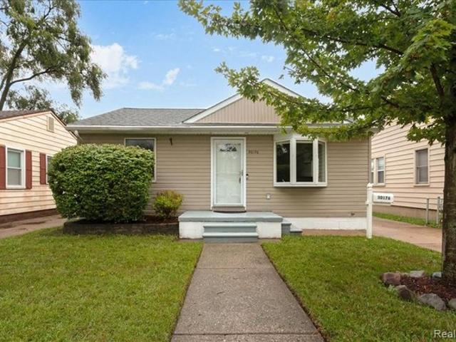 House for sale in Madison Heights, Oakland County