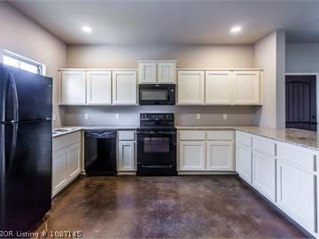 House for sale in Ark