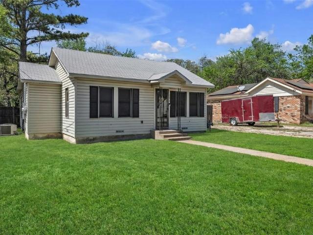 House for sale in Lake Worth, Texas