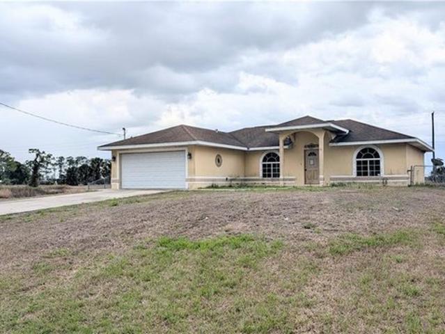 House for sale in Labelle, Florida