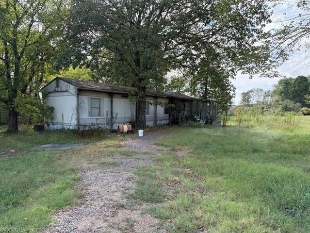House for sale in Waldron, Scott County