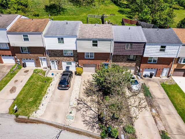 Townhouse for sale in North Versailles, Pennsylvania