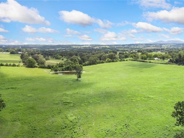 House for sale in Harrison, Boone County